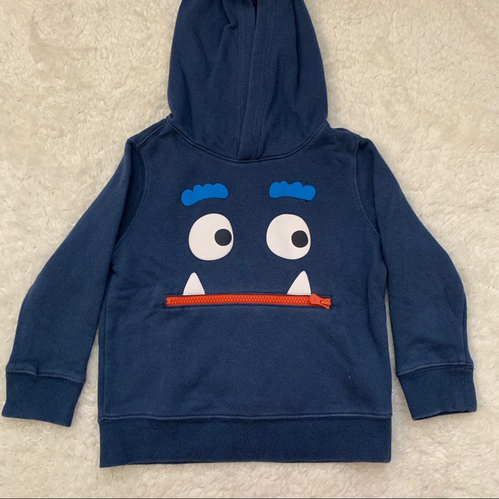 2 boy sweaters - Picture 4 of 4